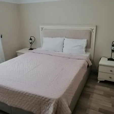 Lägenhetshotell Yafa Furnished